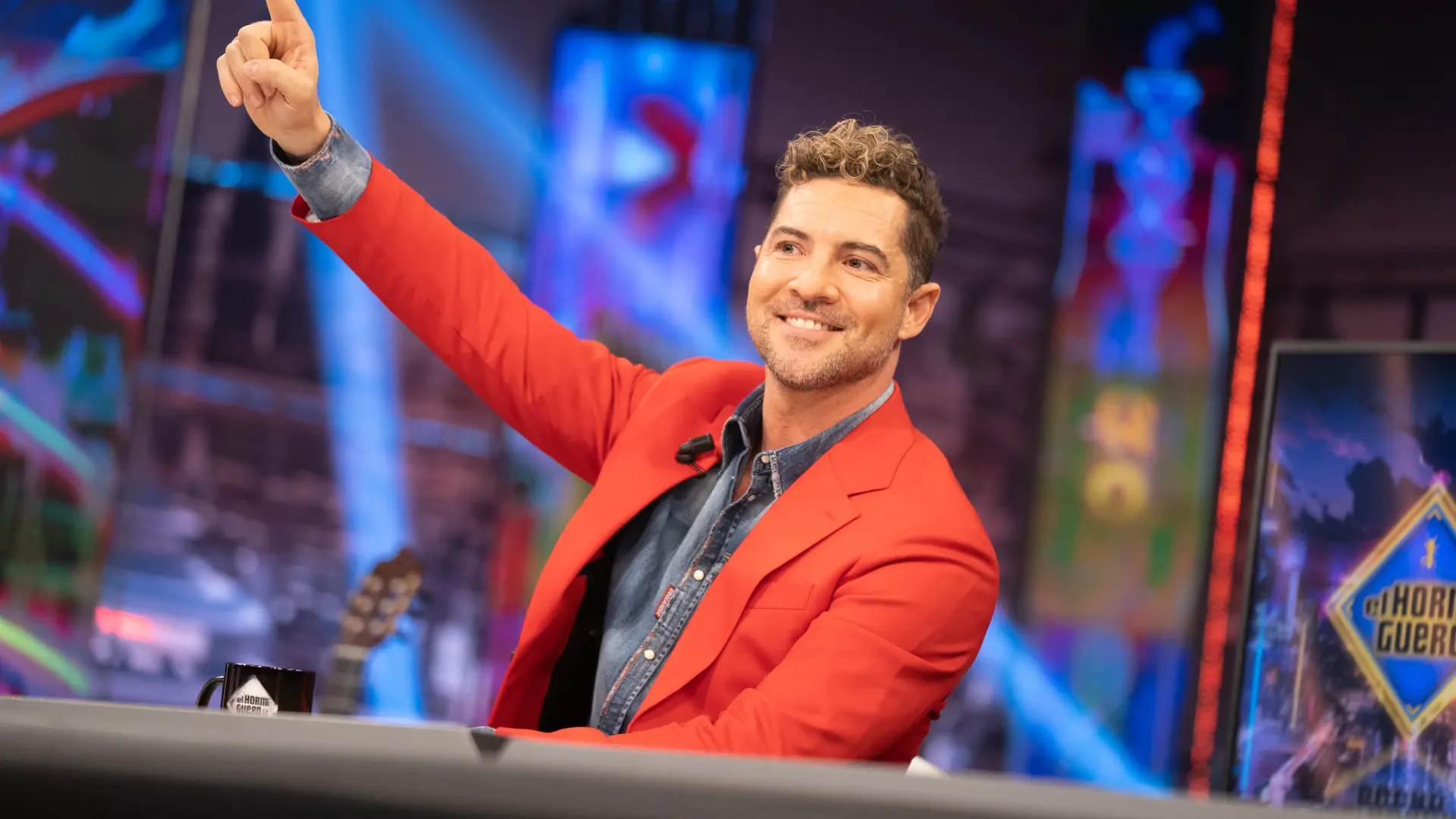 ¿INCLUYE PAN DE JAMÓN? David Bisbal reveló cómo será su navidad este año y los diversos platillos que probará junto a su familia (+Video)